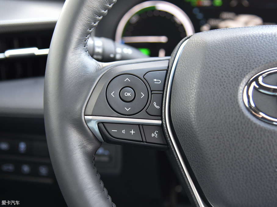 2019p p 2.5L XLEF V