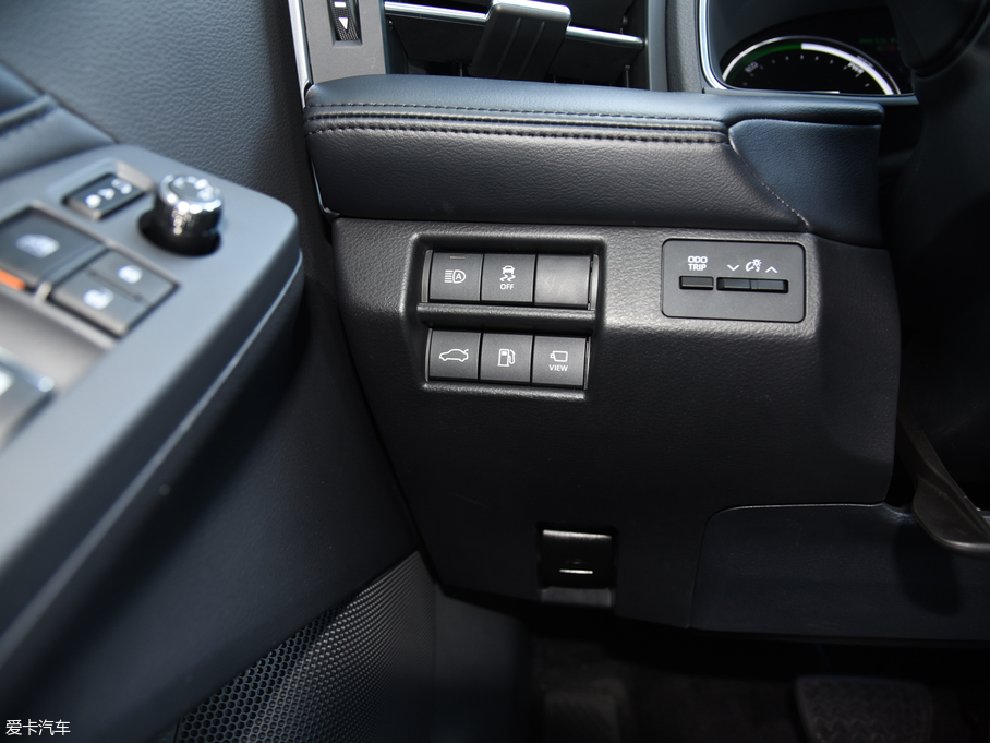 2019p p 2.5L XLEF (gu)V