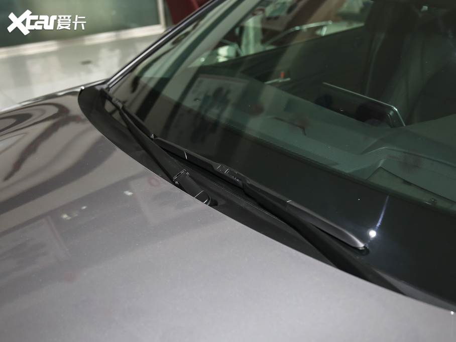 2019p p 2.5L XLEF VI