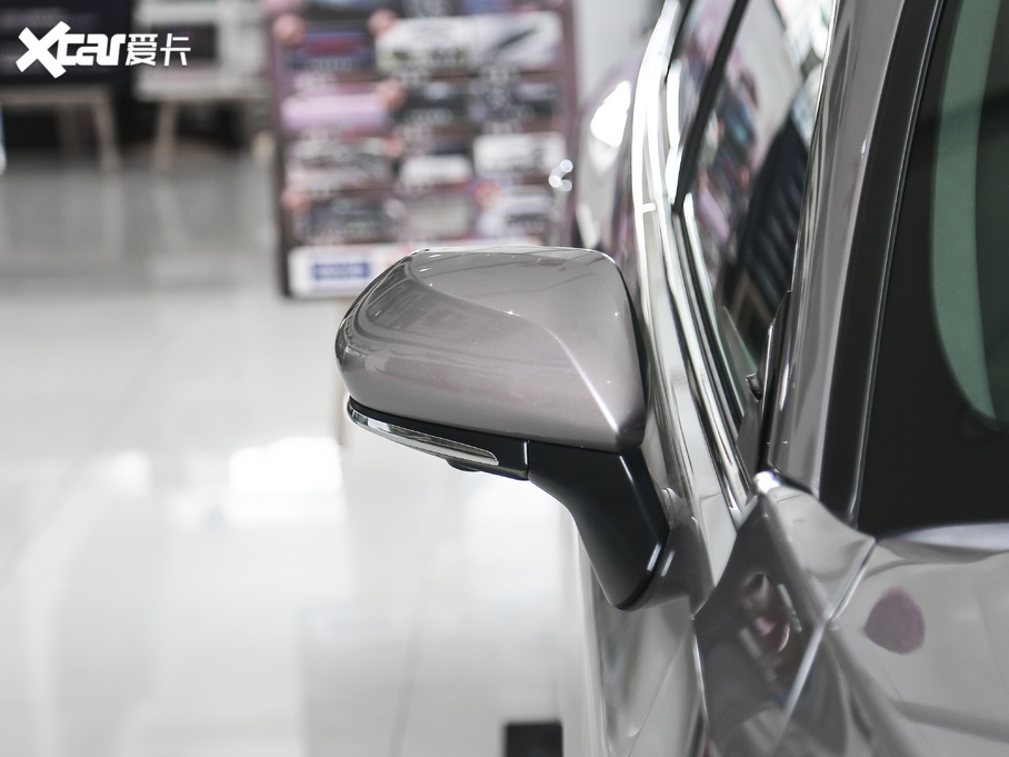 2019p p 2.5L XLEF VI