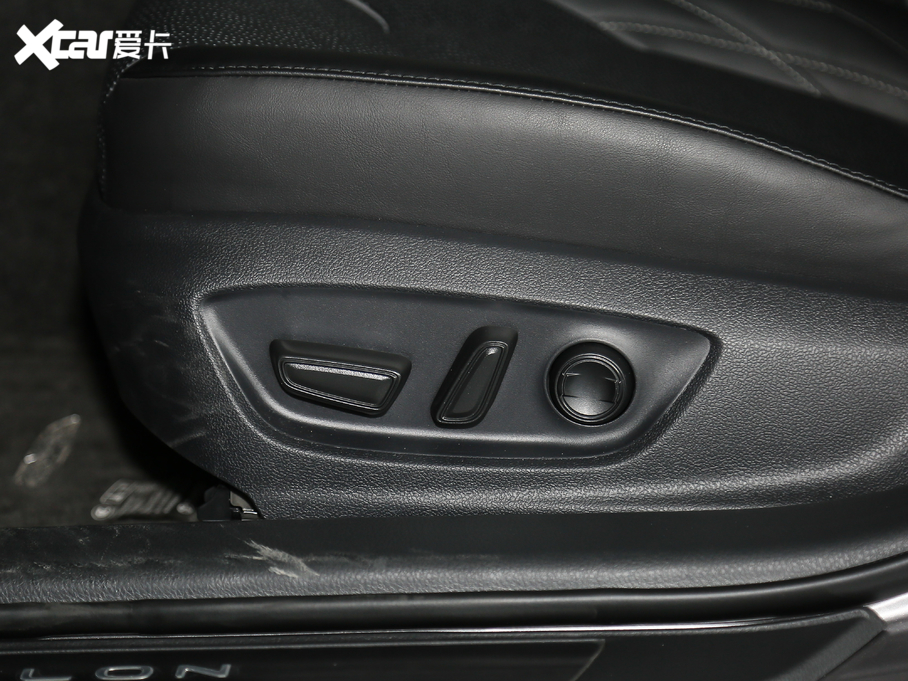 2019p p 2.5L XLEF VI