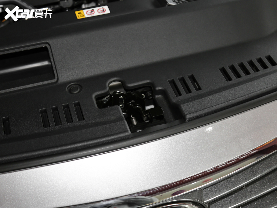 2019p p 2.5L XLEF VI