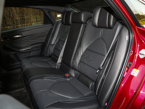 2019p 2.5L LimitedŞ V g