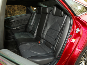 2019p 2.5L LimitedŞ V 