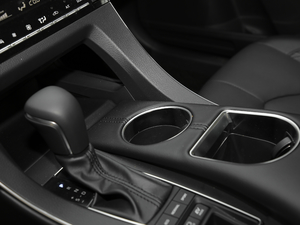 2019p 2.5L LimitedŞ V g