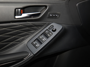 2019p 2.5L LimitedŞ V п؅^(q)