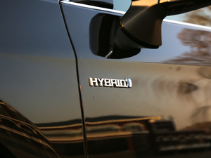 2019p 2.5L LimitedŞ V ^