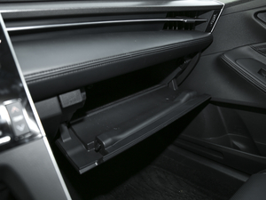 2019p 2.5L LimitedŞ V 