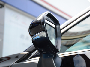 2019p 2.5L LimitedŞ V ^