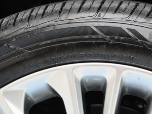 2019p 2.5L LimitedŞ V ^