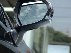 2019p 2.5L LimitedŞ V ^