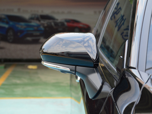 2019p 2.5L LimitedŞ V ^