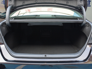 2019p 2.5L LimitedŞ V g