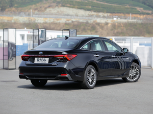 2019p 2.5L XLEF V w^