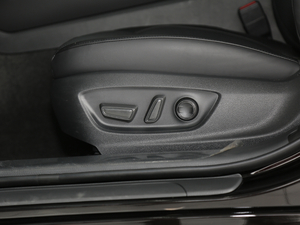 2019p 2.5L A VI {{(dio)(ji)