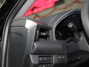 2019p 2.5L A VI п؅^