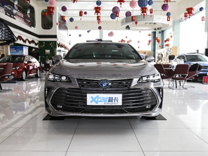 2019款双擎 2.5L XLE尊贵版 国VI 正前