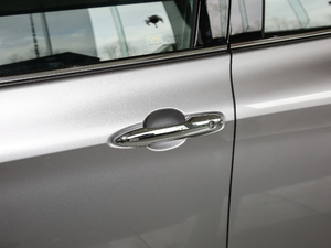 2019p 2.5L XLEF VI {T