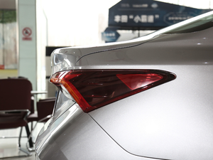 2019p 2.5L XLEF VI ^