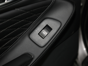 2019p 2.5L XLEF VI g