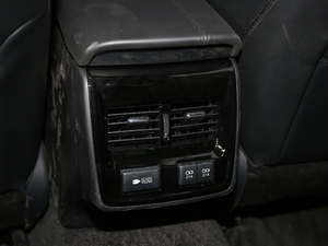 2019p 2.5L XLEF VI g