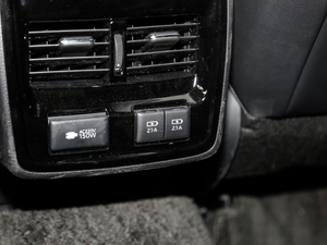 2019p 2.5L XLEF VI g