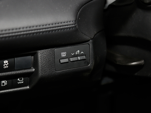 2019p 2.5L XLEF VI g