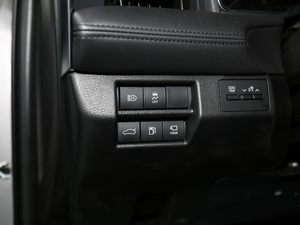 2019p 2.5L XLEF VI п؅^