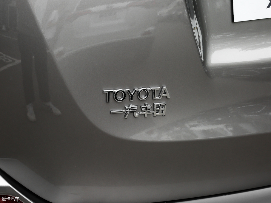 2019RAV4s 2.0L CVT(q)а VI