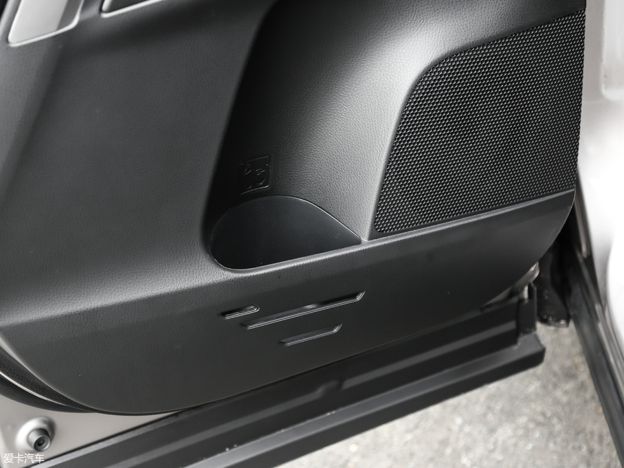 2019RAV4s 2.0L CVT(q)а VI