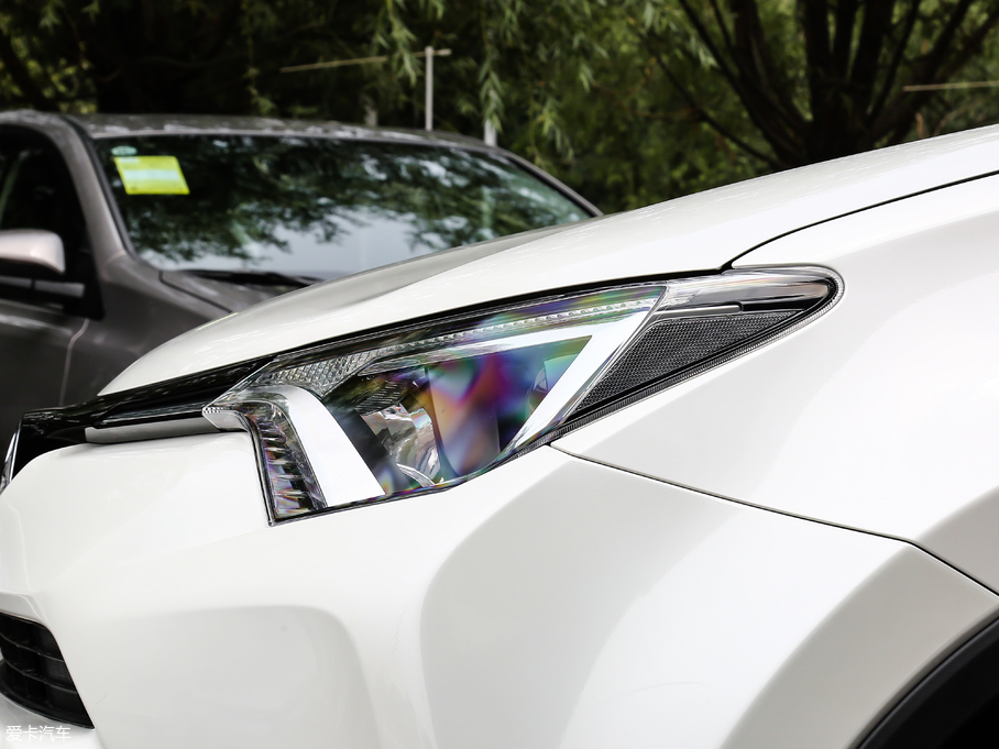 2019RAV4s 2.0L CVTm VI