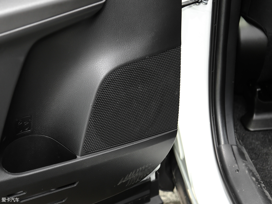 2019RAV4s 2.0L CVTm VI