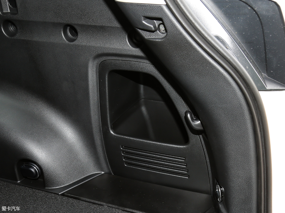 2019RAV4s 2.0L CVT(q)m VI