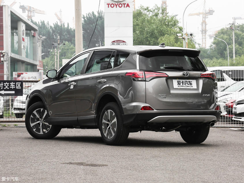 一汽丰田2019款RAV4