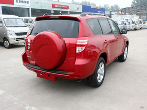 2009款2.0L 自动两驱豪华版 整体外观