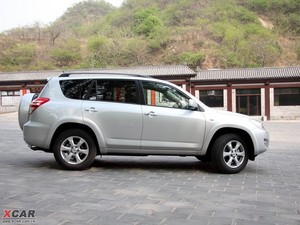 2009RAV4s w^