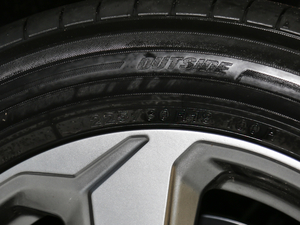 20202.5L CVT򌾫Ӣ ݆̥ߴ