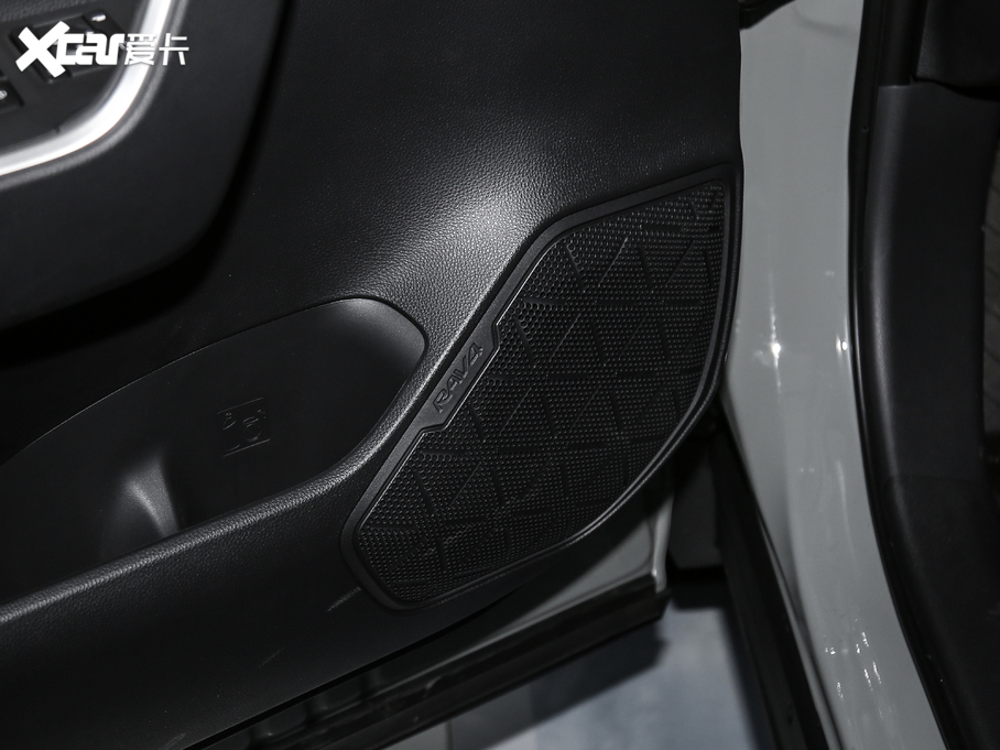 2020RAV4s 2.0L CVT(q)F