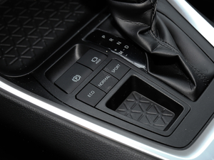 20202.0L CVTLа п؅^