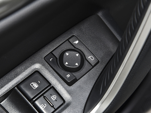 20202.0L CVTLPlus п؅^