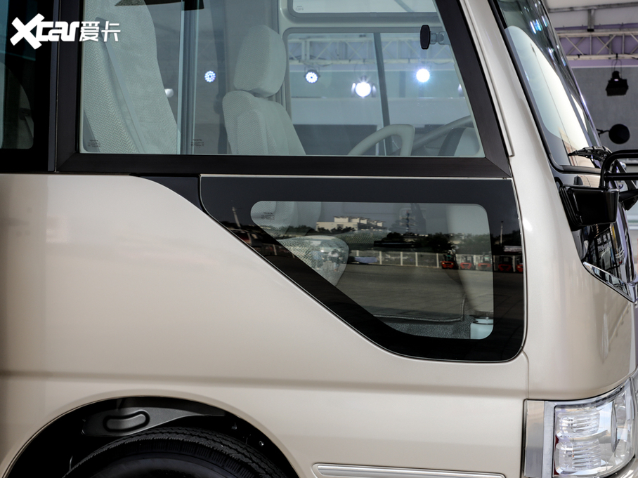 2020˹_(d) 4.0L A 20 