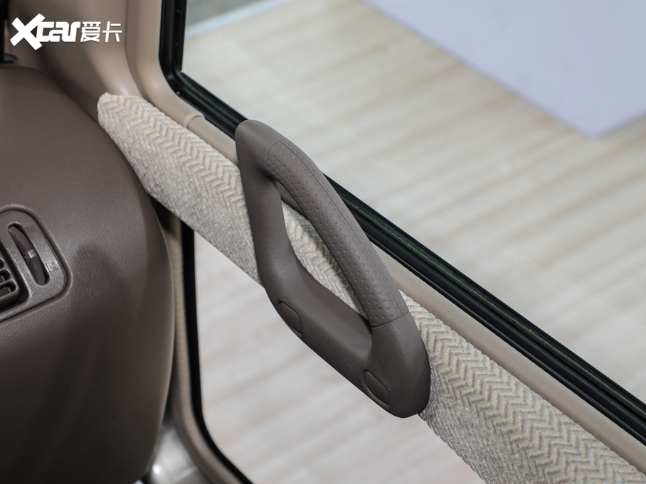 2020���˹�_ 4.0L ���A 20�� ����