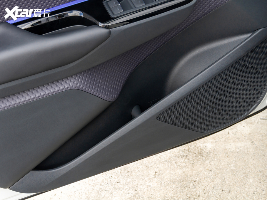 2020���ȝ�IZOA 2.0L ���Y��