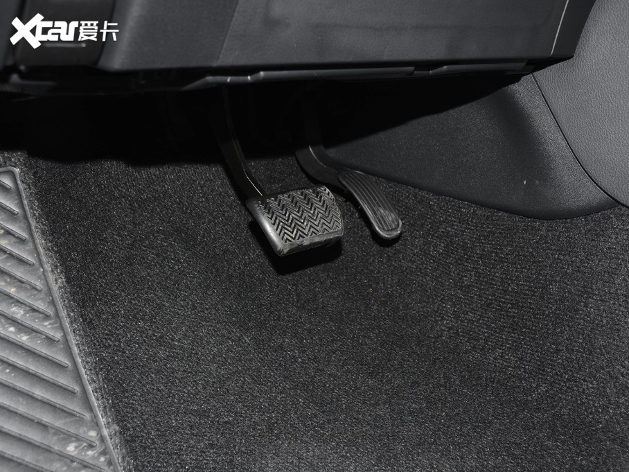 2020���ȝ�IZOA 2.0L ���Ű�