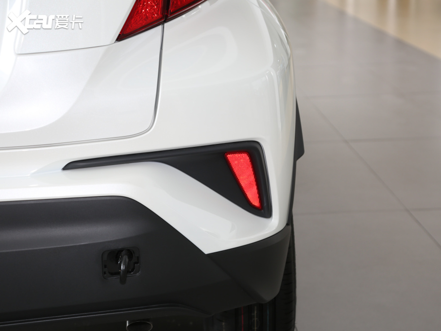 2020���ȝ�IZOA 2.0L ������