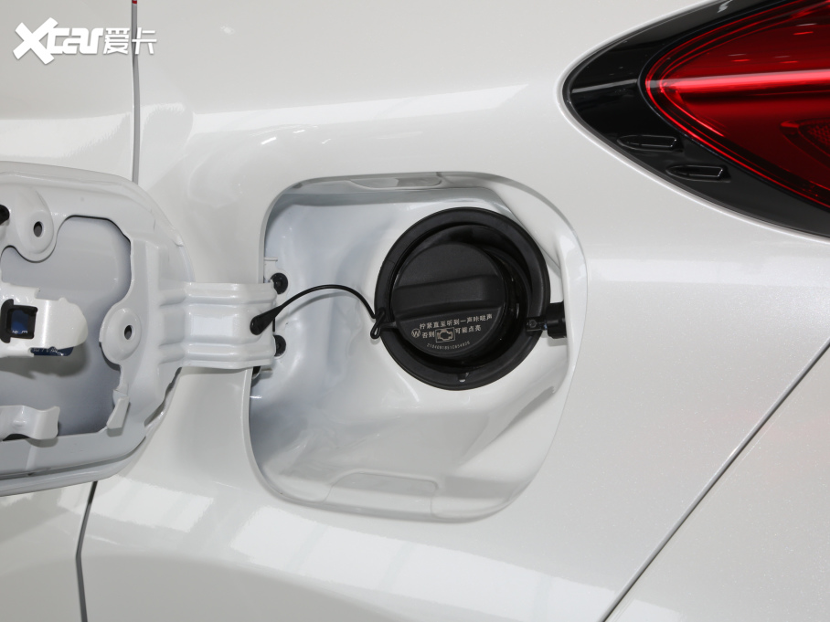 2020���ȝ�IZOA 2.0L ������