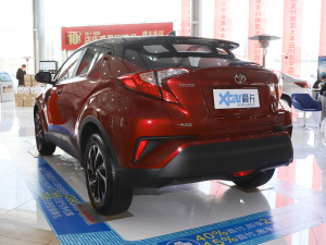 2020款2.0L 奕享版 左后45度