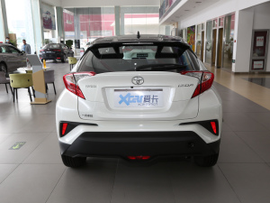 2020款2.0L 奕享版 正后	