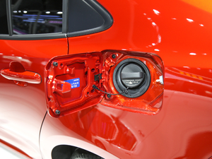 20211.2T S-CVT \Ӱ w