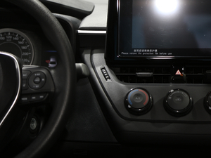 20211.2T S-CVT \Ӱ п؅^